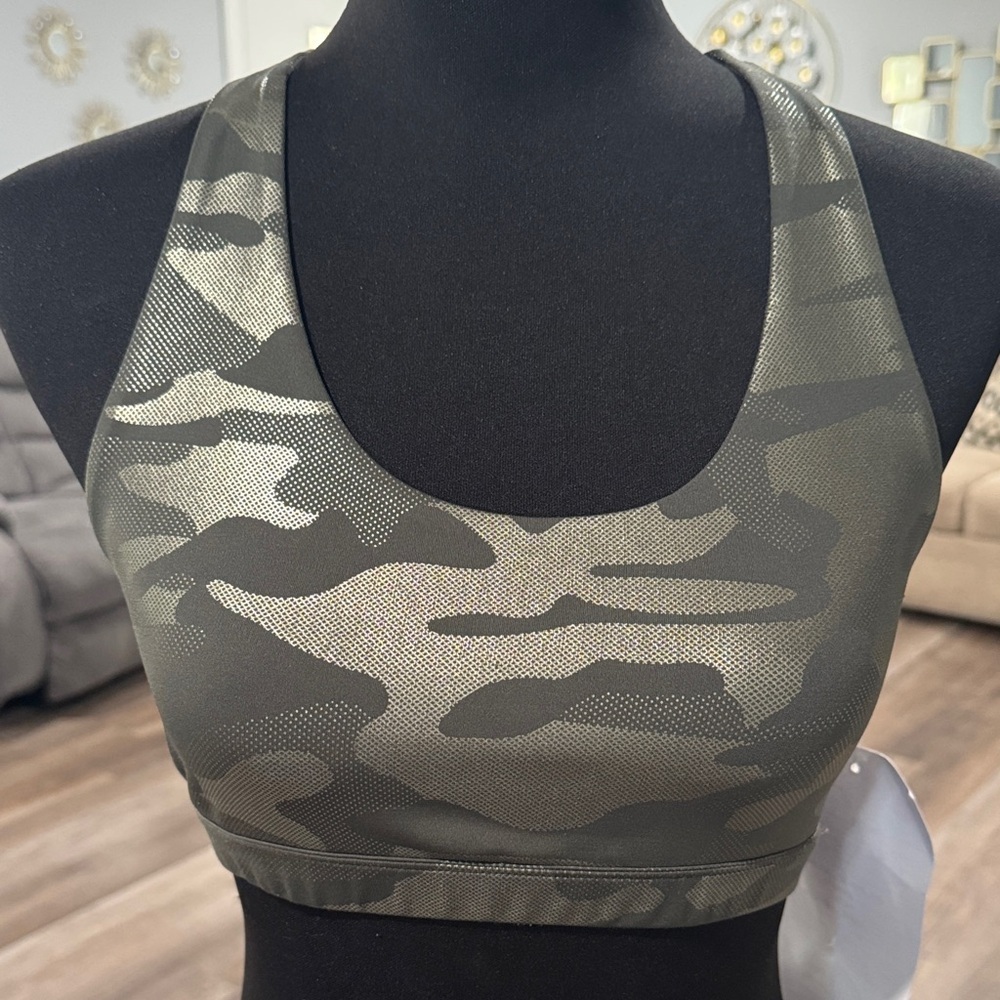 Good American Camo Sports Bra in Olive and Black